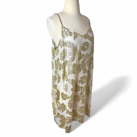 TOLANI VINTAGE METALLIC SHEER SLIP DRESS. - Picture 7 of 8